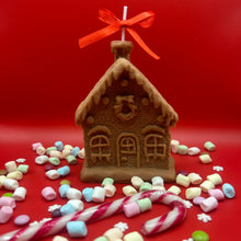 Įkelti vaizdą į galerijos rodinį, Žvakė "Meduolinis namelis"